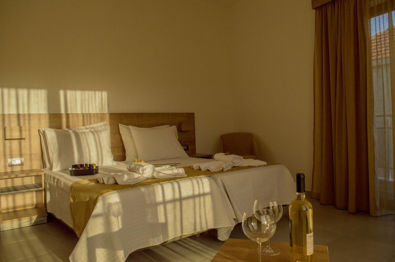 Castell Hotel كيساموس المظهر الخارجي الصورة
