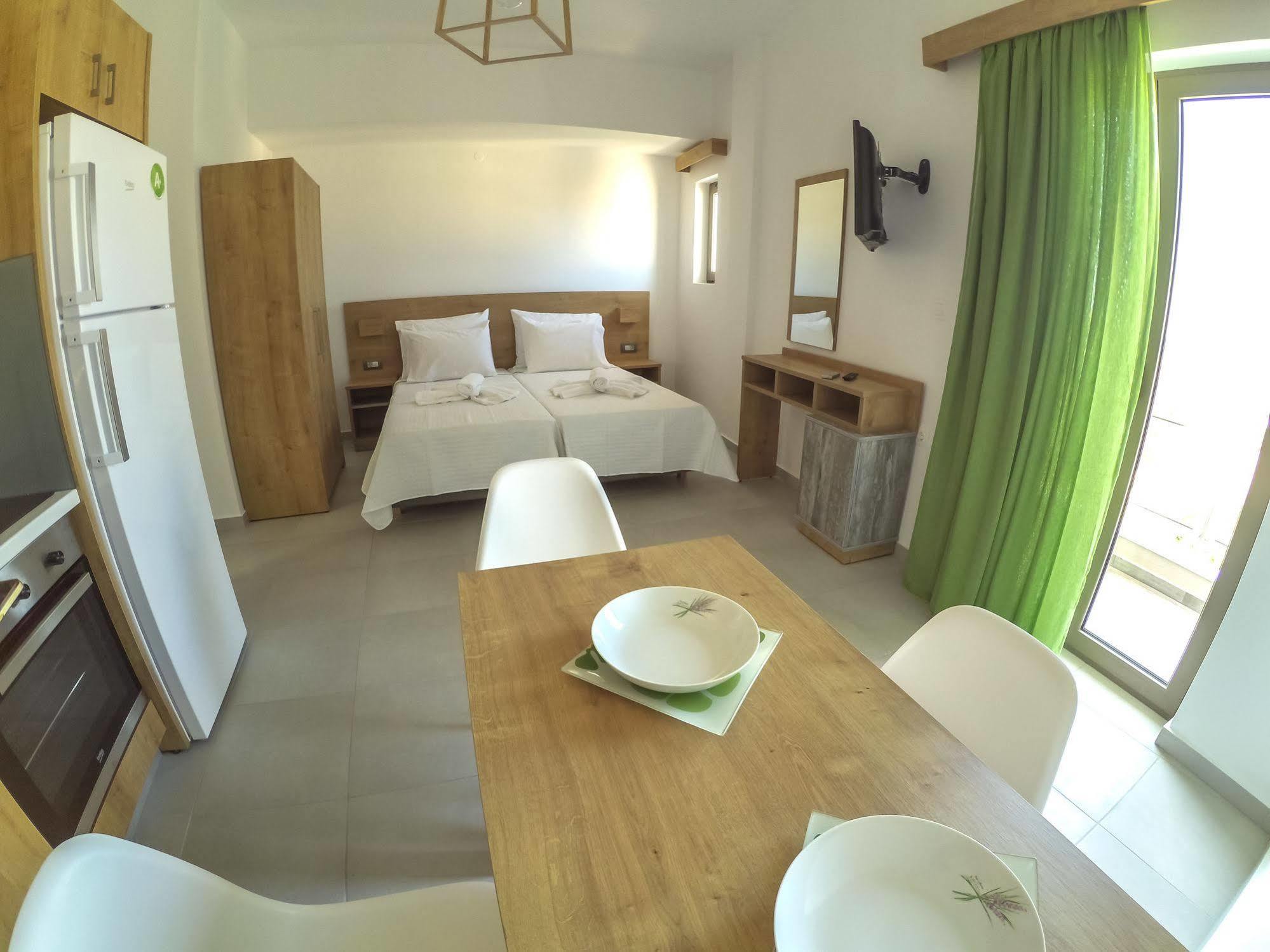 Castell Hotel كيساموس المظهر الخارجي الصورة