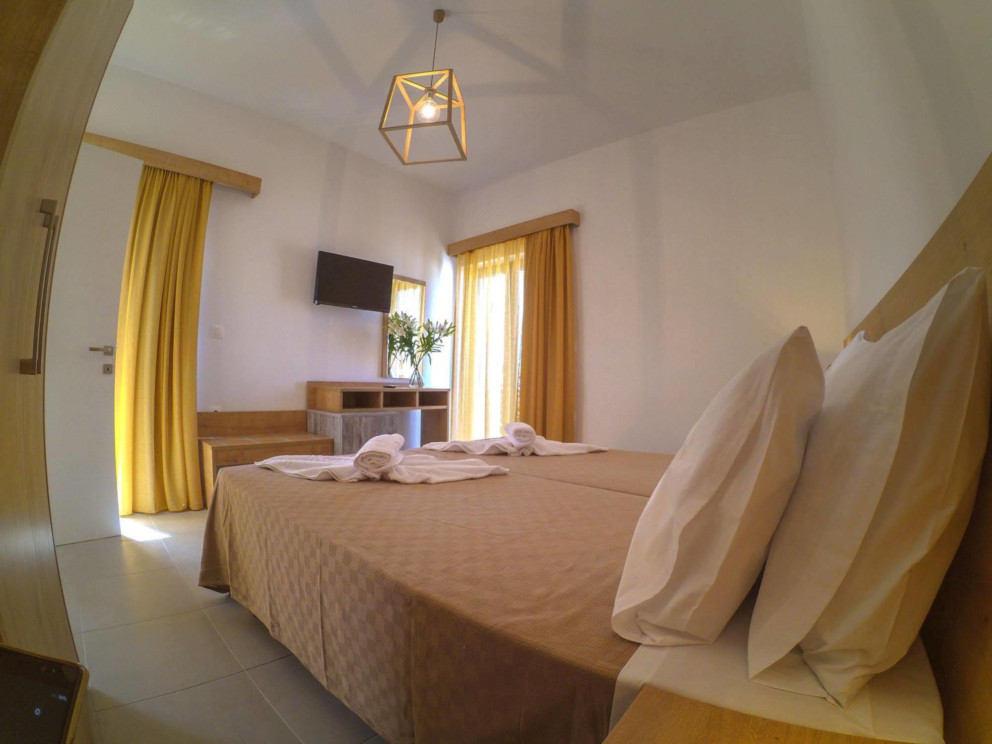 Castell Hotel كيساموس المظهر الخارجي الصورة